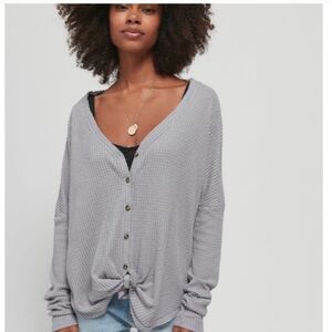 Out from under URBAN OUTFITTERS tie front thermal top gray‎ button front XS